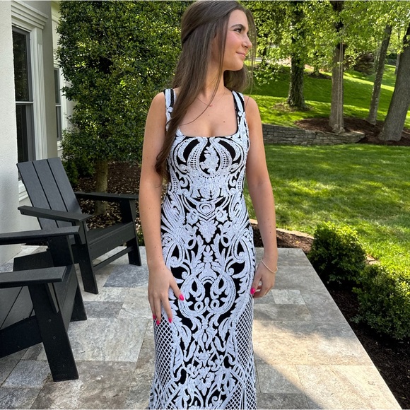 black and white sequen prom dress - Picture 3 of 4